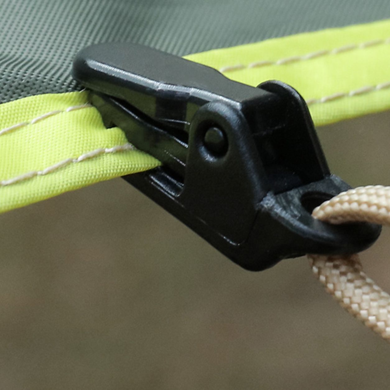 Set of Tent Clips for Outdoor Use – WindGrip Design