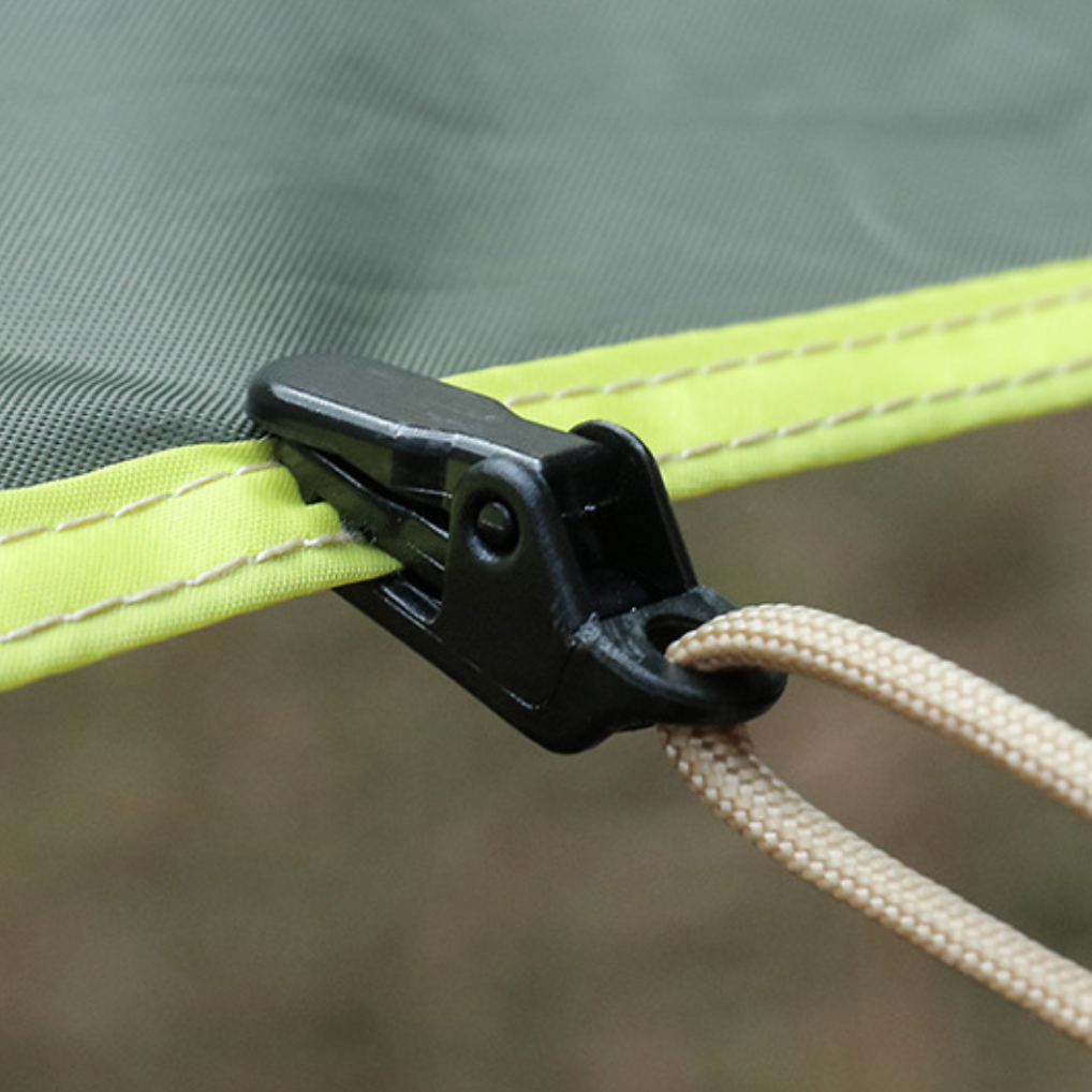 Set of Tent Clips for Outdoor Use – WindGrip Design