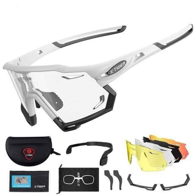 Outdoor Sports Sunglasses with Photochromic Lenses for Cycling