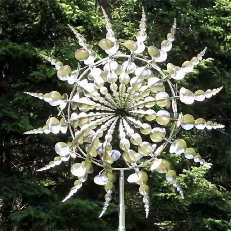 Outdoor Garden Wind Spinner in Metal, Rust-Resistant Decoration