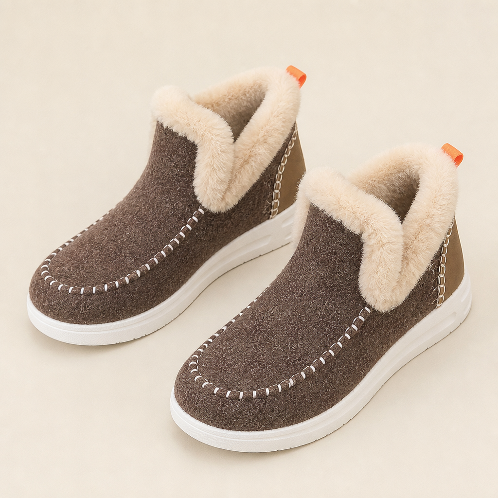 StrideEase™ – Cozy Faux Fur-Lined Slip-On Winter Boots